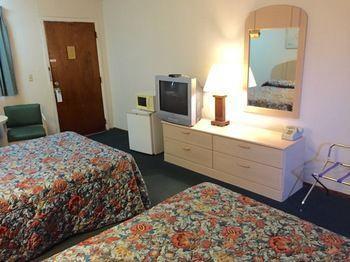 Economy Inn Sebring Buitenkant foto
