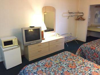 Economy Inn Sebring Buitenkant foto